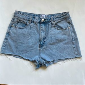 Princess Polly denim shorts Us 12